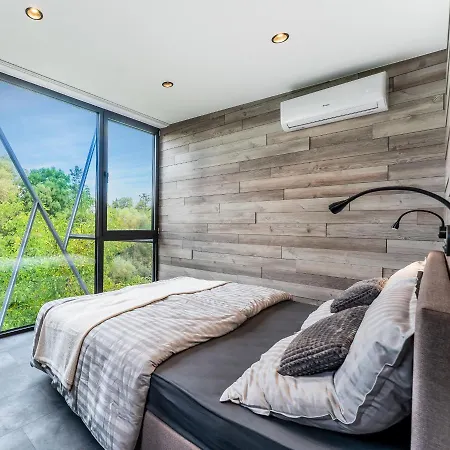 Dqtower Villa